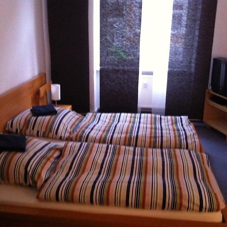 Gastezimmer Am Spielbergtor Erfurt Exterior foto